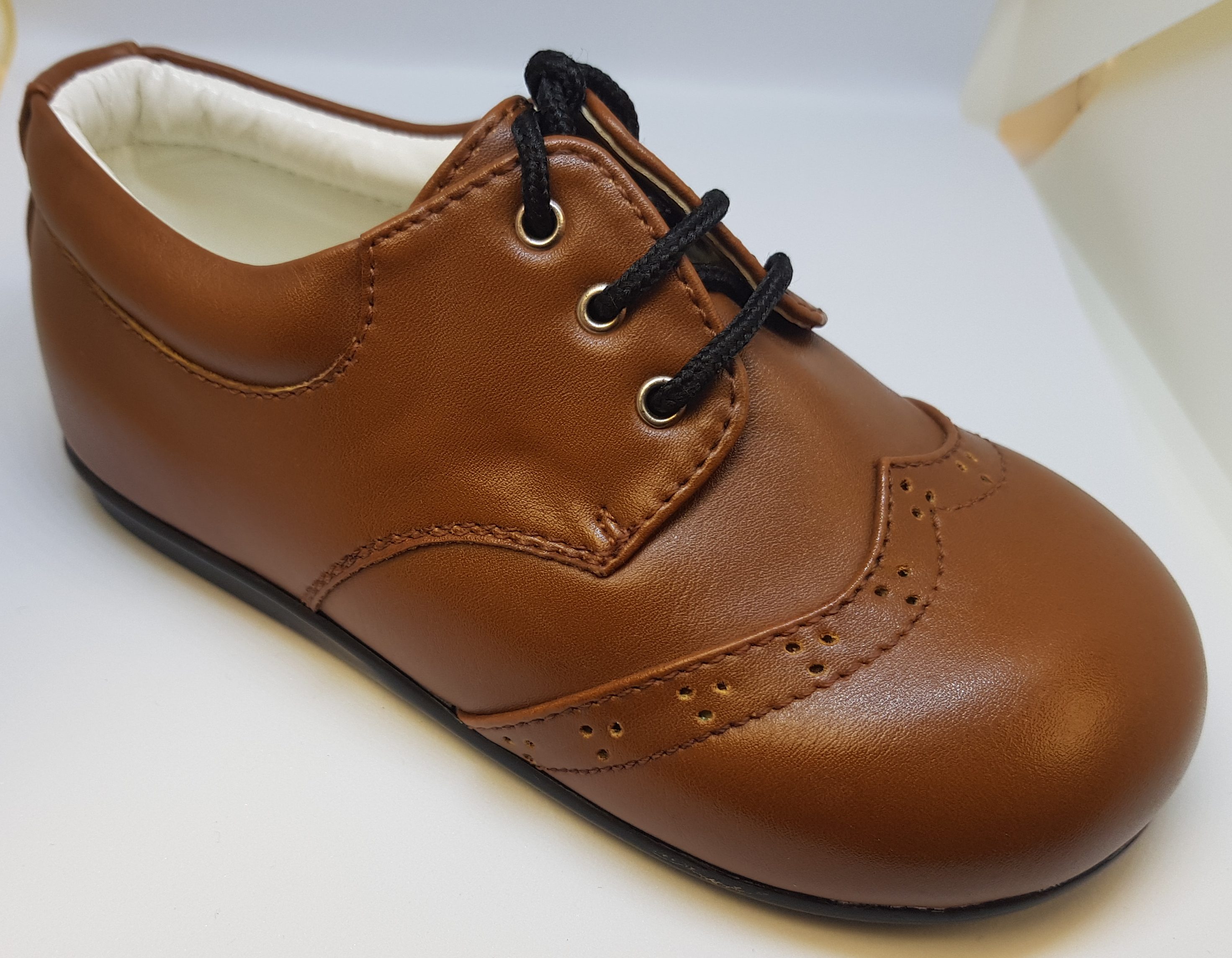 Boys and Baby boys brown brogue lace up 